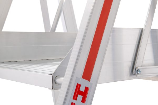 Hymer 8383 ProTect C Platformtrap – 2 t/m 6 treden - Afbeelding 9